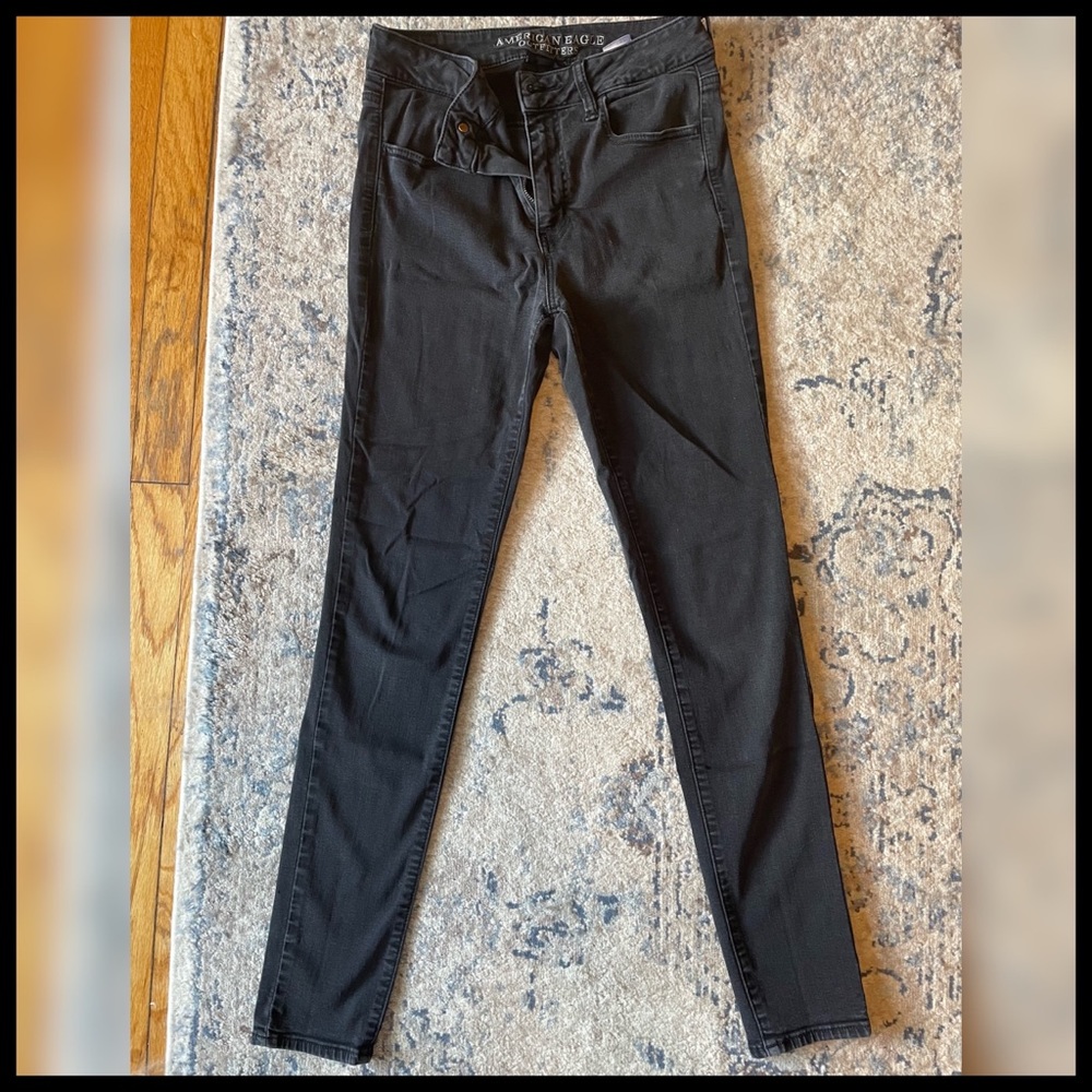 American Eagle Hi-Rise Jegging in Black size 8 Long